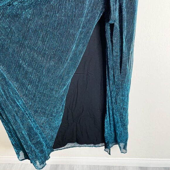 Michael Costello Maxi Dress - Picture 5 of 8